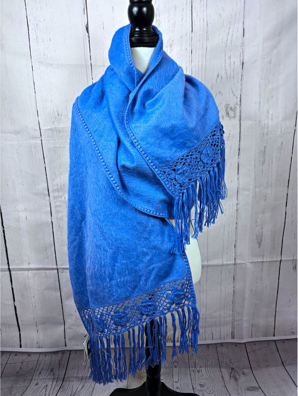 NWT Arandu 100% Alpaca Wool Artisan Shawl Fringe Wrap Hand Finished Blue
